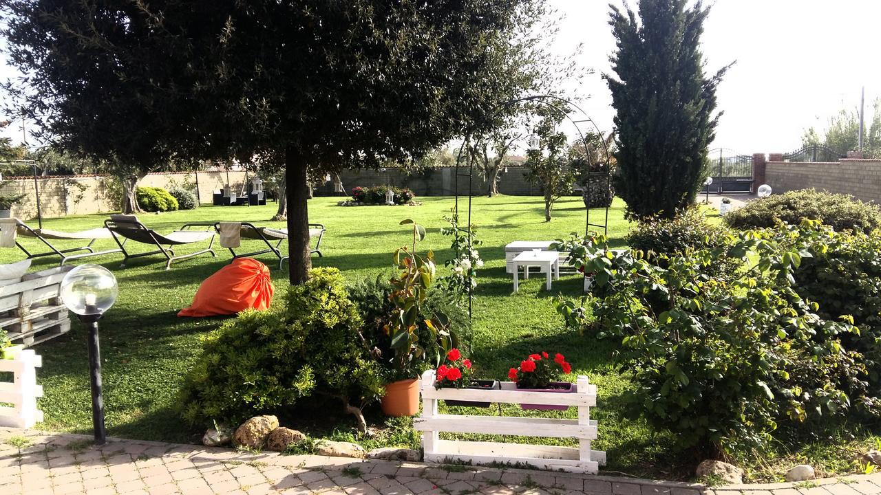 Villa Elegance Ladispoli Exteriör bild