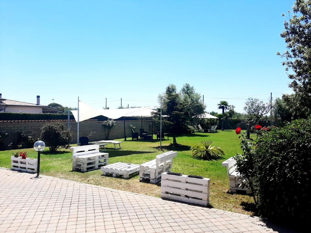 Villa Elegance Ladispoli Exteriör bild